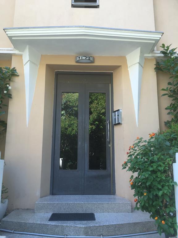 Rothschild Tel-Aviv Studio Bagian luar foto